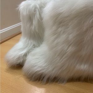 white fluffy boots